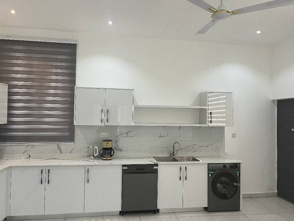 3 bedrooms with a maid’s quarters